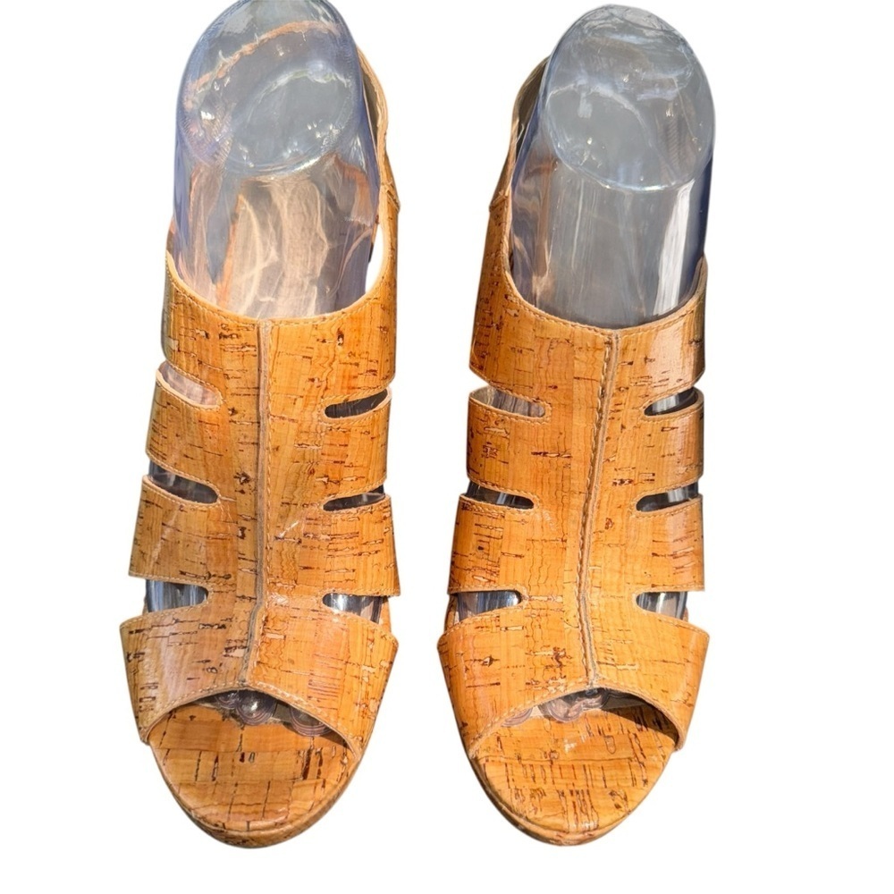 Donald J Pliner Women’s Cork Wedge Sandals Size 7.5 Tan Cork Buckle Strap